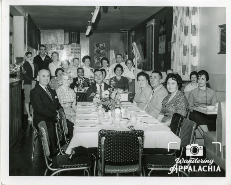 A Mid-Century Photograph from New Boston’s American Restaurant